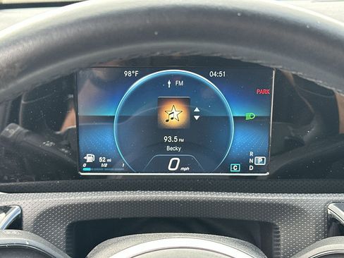 Used 2022 Mercedes-Benz A 220 image 10