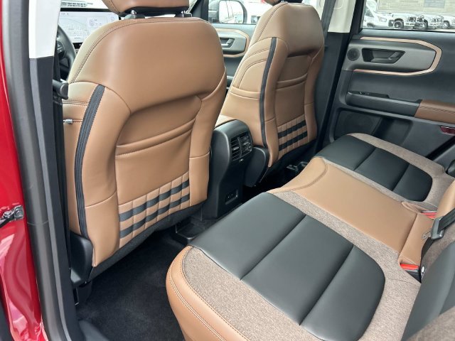 New 2026 Ford Bronco Sport Outer Banks w/ Outer Banks Tech Package+ AWD/4WD image 17