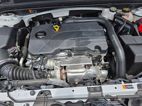 Used 2023 Chevrolet Malibu LT FWD image 27