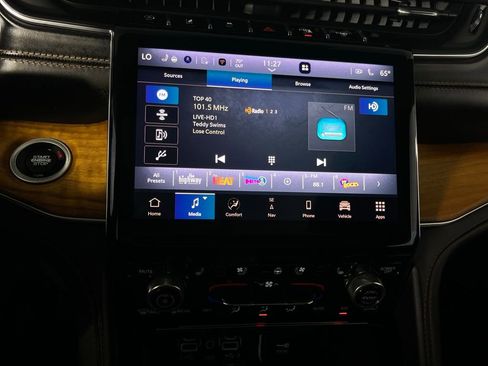 Used 2021 Jeep Grand Cherokee L Summit AWD/4WD image 22