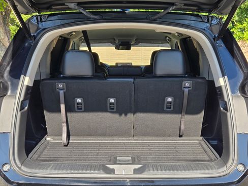 Used 2025 Honda Pilot EX-L image 24