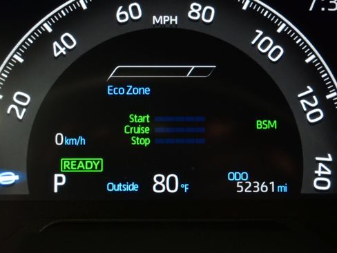 Used 2023 Toyota RAV4 XLE w/ XLE Grade Weather Package AWD/4WD image 25