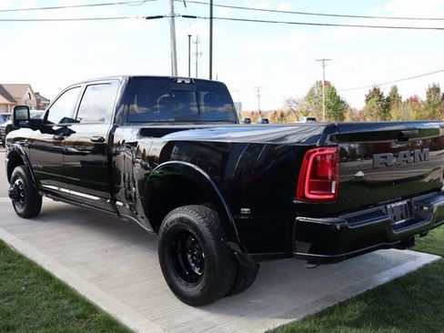 Used 2025 RAM 3500 Limited image 38