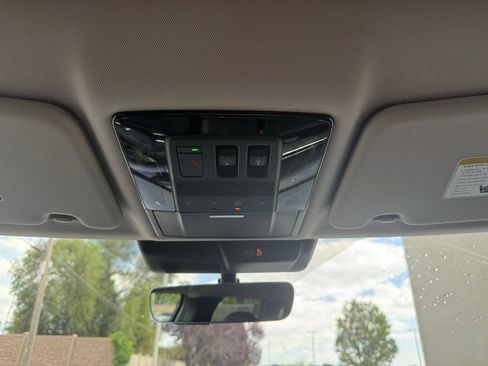 New 2026 Mitsubishi Outlander AWD image 18