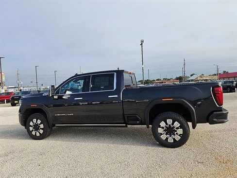 New 2025 GMC Sierra 2500 Denali w/ Denali Reserve Package image 31