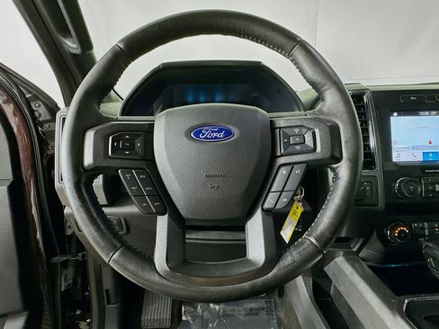 Used 2019 Ford F150 XLT w/ Equipment Group 302A Luxury AWD/4WD image 16