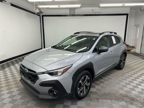 Used 2024 Subaru Crosstrek 2.0i Premium image 1