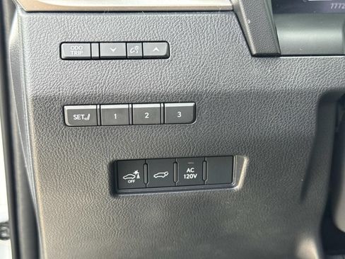 Used 2025 Lexus GX 550 w/ Cold Area Package AWD/4WD image 21
