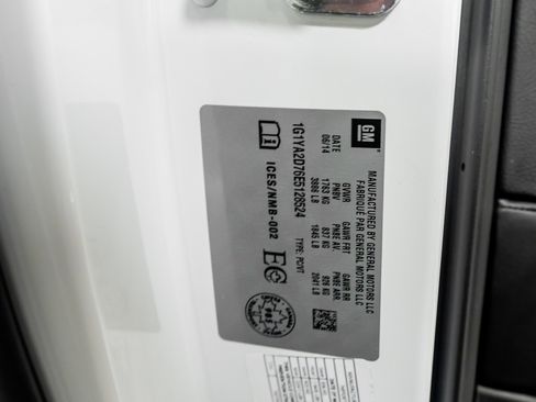 Used 2014 Chevrolet Corvette Stingray Coupe image 48