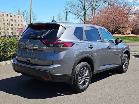 Certified 2025 Nissan Rogue S image 6