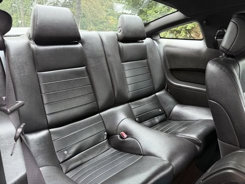 Used 2012 Ford Mustang GT Premium image 17