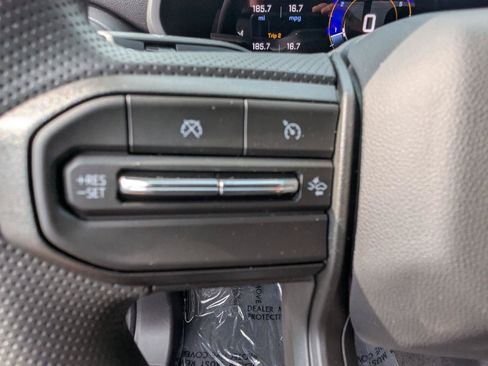 New 2026 Chevrolet Colorado Trail Boss AWD/4WD image 37