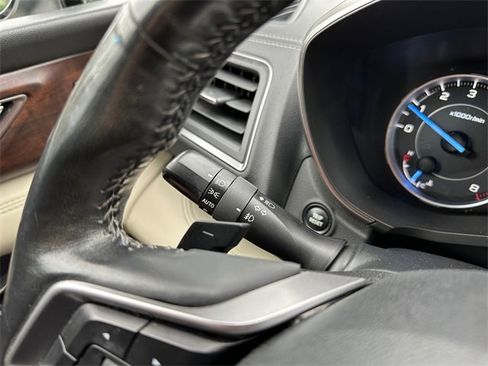 Used 2021 Subaru Ascent Touring image 27