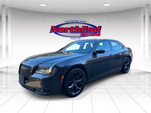 Used 2023 Chrysler 300 S image 7