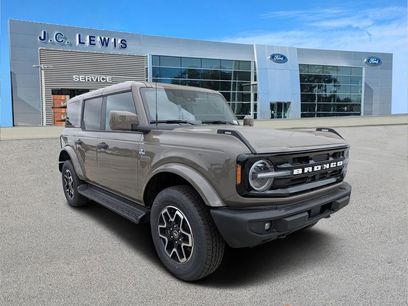 New 2026 Ford Bronco Outer Banks