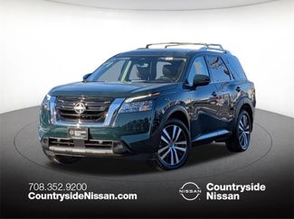 Used 2024 Nissan Pathfinder Platinum w/ Cargo Package video 1