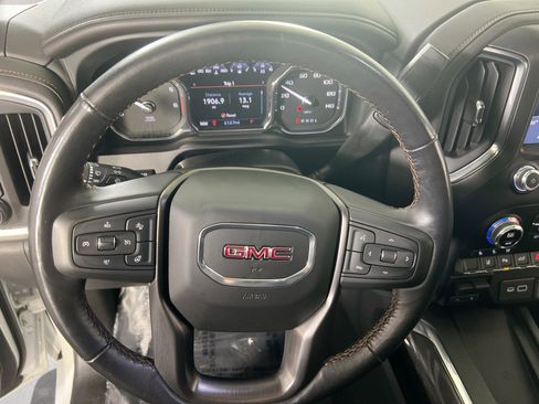 Used 2022 GMC Sierra 2500 AT4 w/ AT4 Premium Plus Package image 11