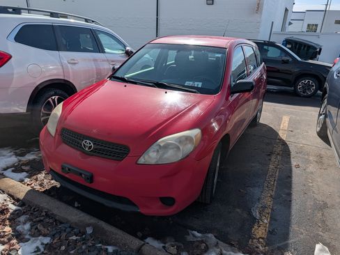 Used 2007 Toyota Matrix image 2