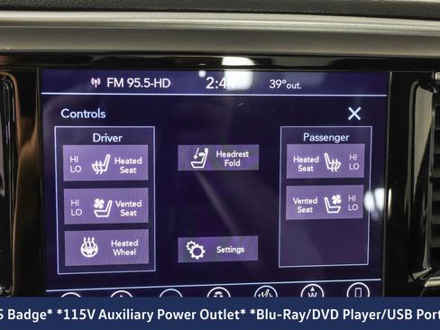 Used 2018 Chrysler Pacifica Limited w/ S Appearance Package image 12