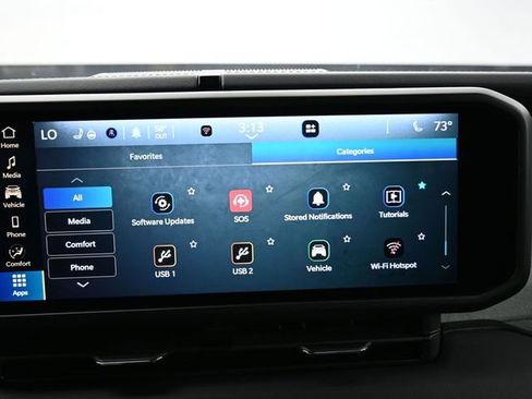 Used 2025 Jeep Wrangler Sahara image 29