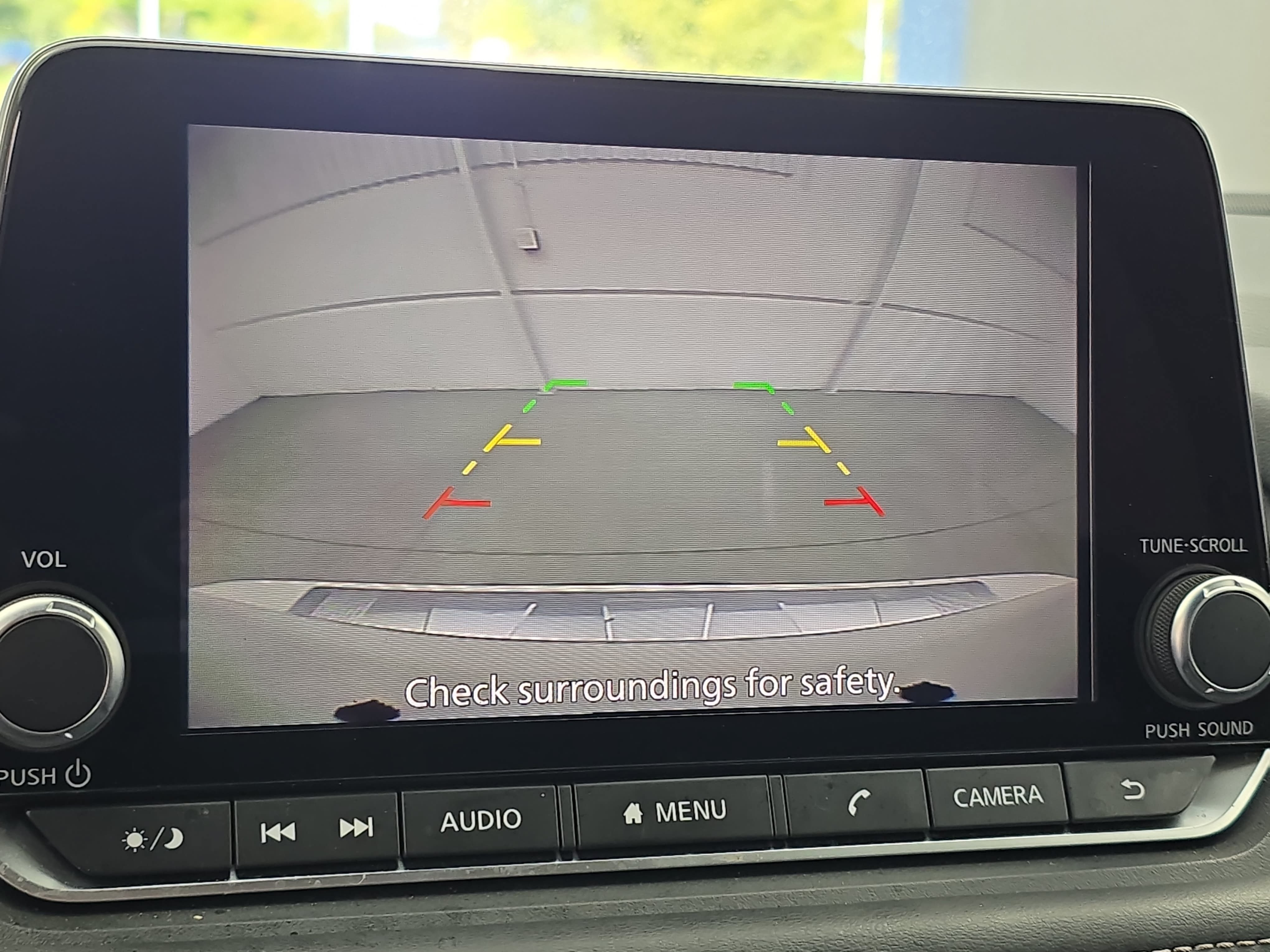 Certified 2025 Nissan Rogue SV FWD image 22