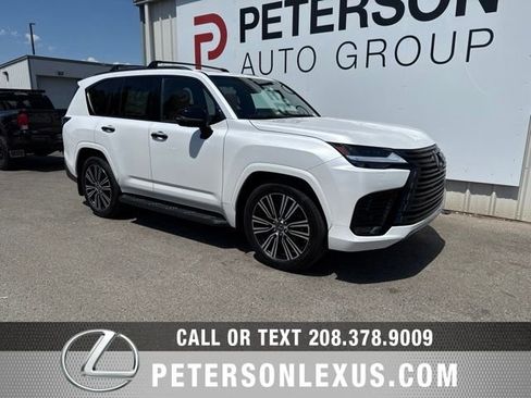New 2026 Lexus LX 600 4WD w/ Luxury Package image 2