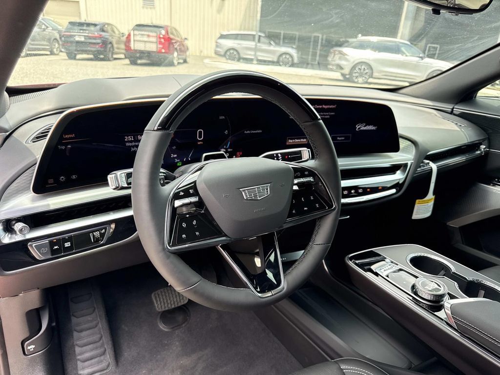 New 2026 Cadillac Lyriq Signature Luxury w/ LPO, Floor Liner Package RWD image 33