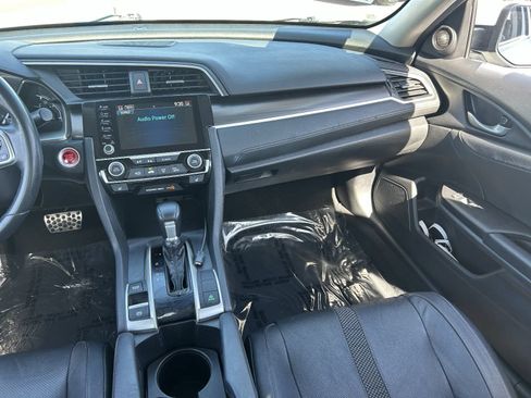 Used 2019 Honda Civic Touring image 20