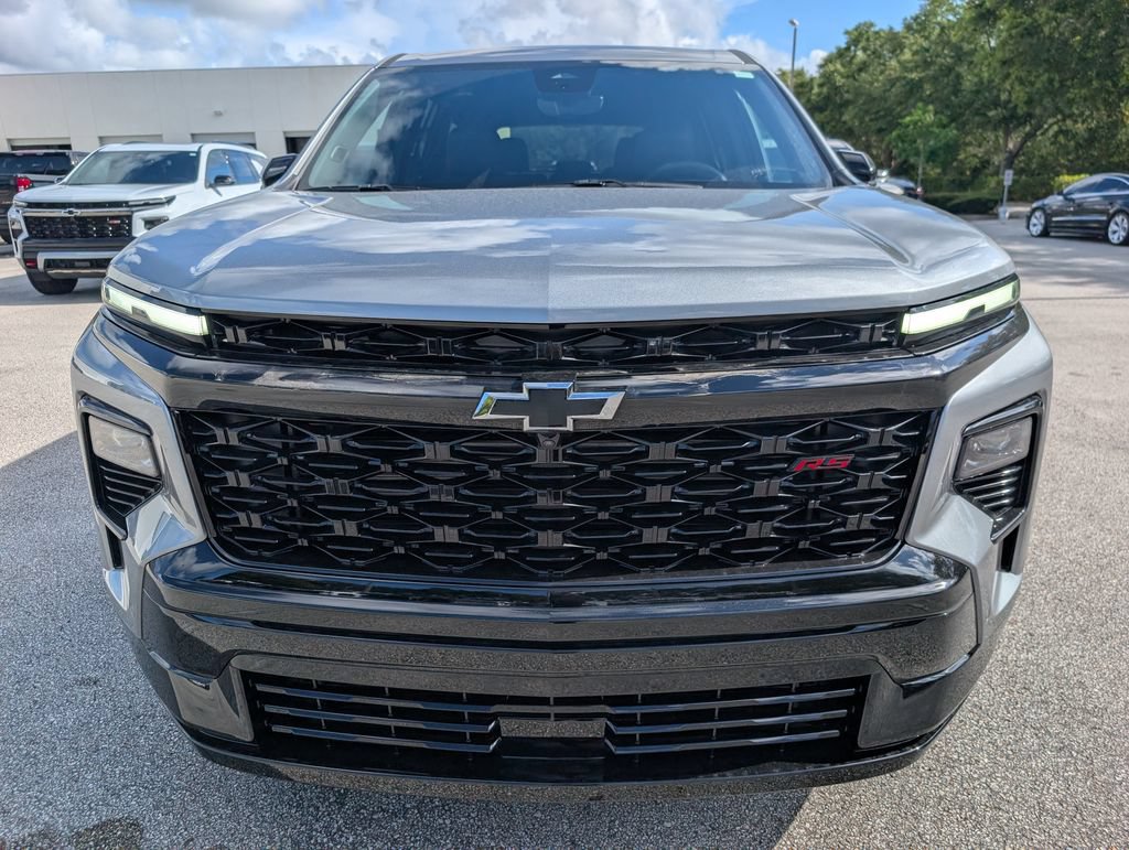 New 2026 Chevrolet Traverse RS FWD image 2