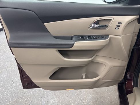 Used 2015 Honda Odyssey Touring image 6