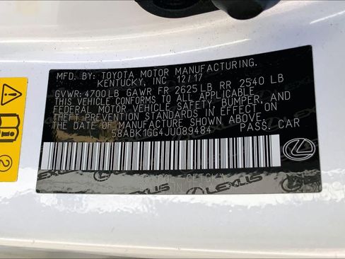 Used 2018 Lexus ES 350 w/ Luxury Package w/Wood Trim FWD image 37