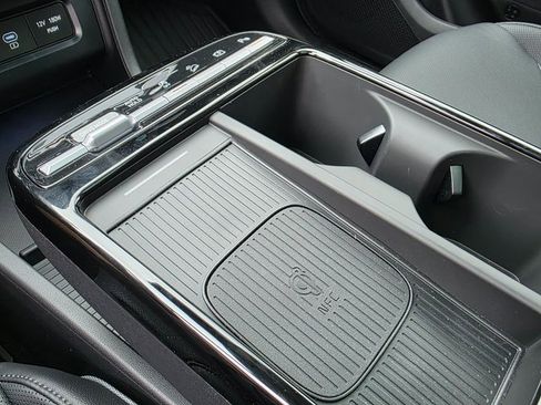 New 2025 Hyundai Tucson Limited image 33