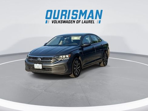 Used 2024 Volkswagen Jetta S FWD image 4