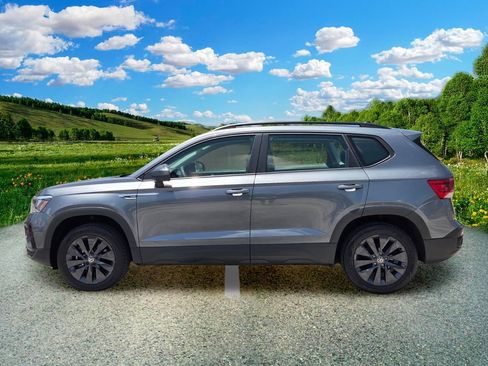 Used 2022 Volkswagen Taos S FWD image 3