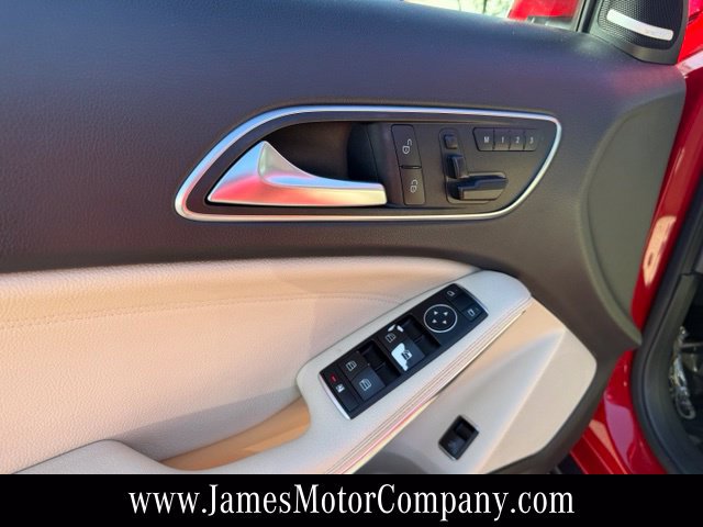 Used 2015 Mercedes-Benz GLA 250 image 15