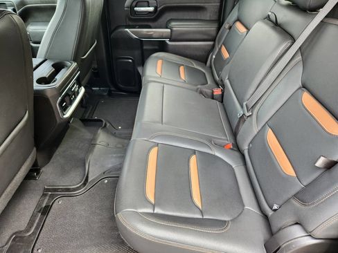 Used 2023 GMC Sierra 3500 AT4 w/ AT4 Premium Plus Package AWD/4WD image 18