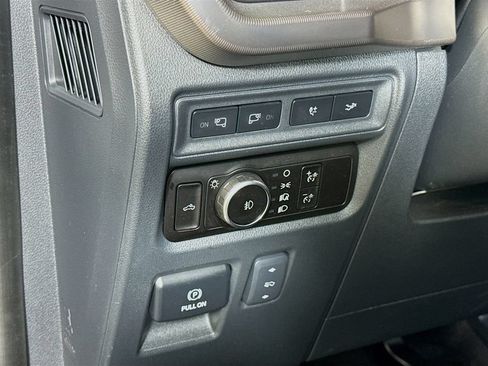 Used 2023 Ford F150 Raptor AWD/4WD image 10