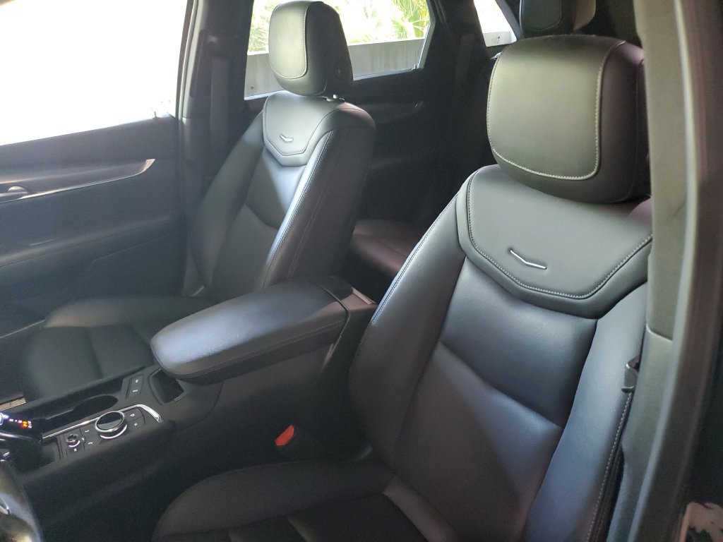Used 2023 Cadillac XT5 Luxury FWD image 20