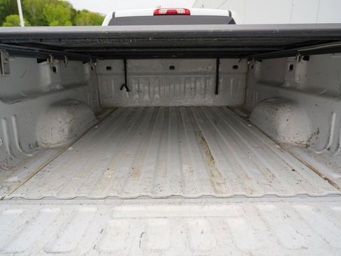 Used 2018 Chevrolet Silverado 1500 LT w/ All Star Edition AWD/4WD image 26