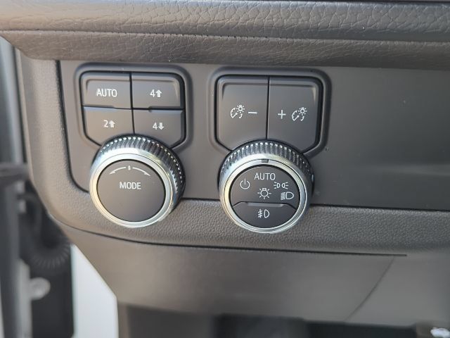 Used 2023 GMC Yukon Denali AWD/4WD image 21