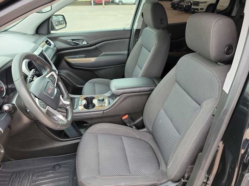 Used 2023 GMC Acadia SLE w/ Driver Convenience Package FWD image 15