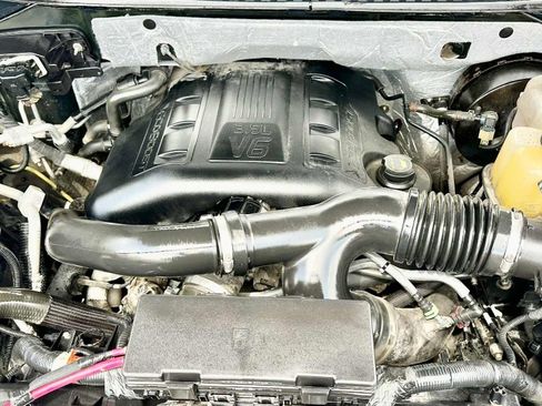 Used 2016 Ford Expedition Limited image 21