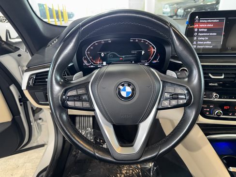 Used 2023 BMW 540i w/ Convenience Package RWD image 24