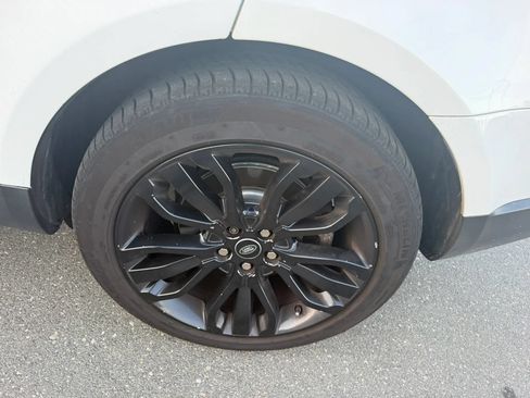 Used 2016 Land Rover Range Rover Sport HSE AWD/4WD image 30