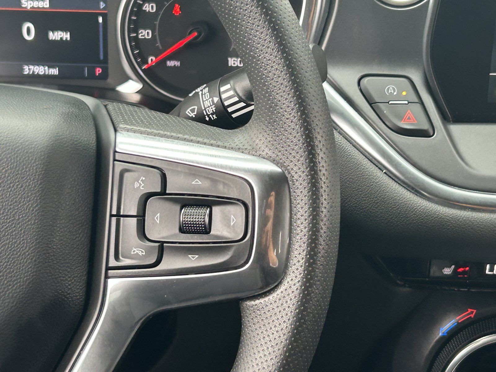 Certified 2025 Chevrolet Blazer LT FWD image 25