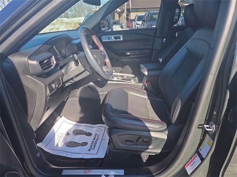 Certified 2023 Ford Explorer ST-Line w/ Class IV Trailer Tow Package image 23