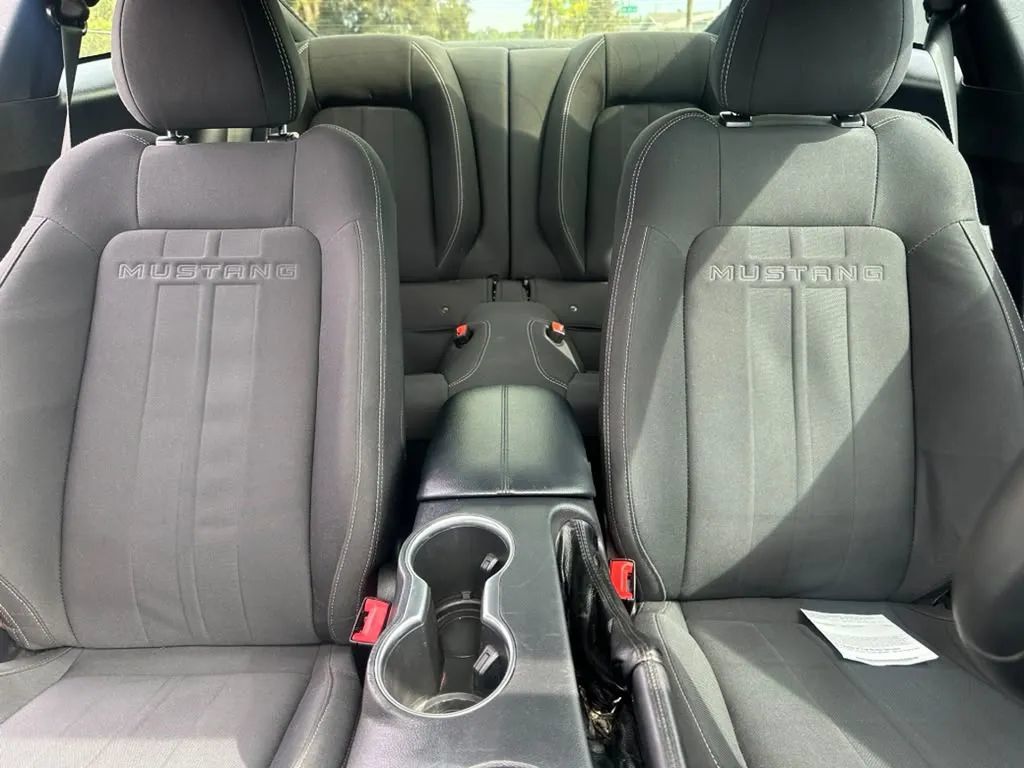 Used 2020 Ford Mustang GT RWD image 14