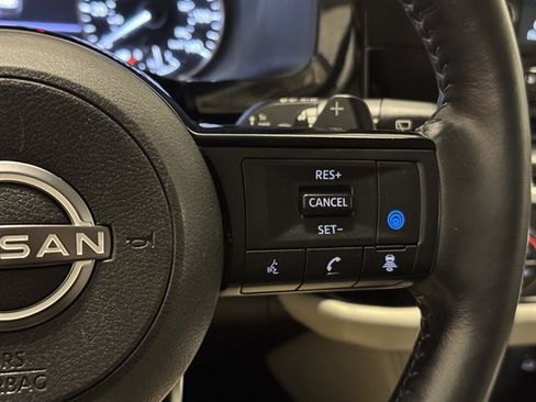 Used 2022 Nissan Pathfinder SL image 24