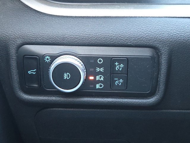 Used 2023 Ford Explorer ST-Line AWD/4WD image 29