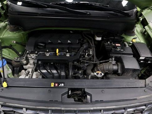 Certified 2024 Hyundai Venue SEL image 16